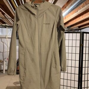 Columbia Women's Light Purple Gray Hooded lightweight rain Jacket